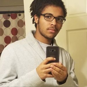 Meet your Posher, Idris